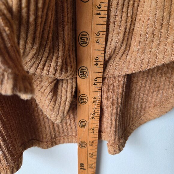 EUC LIBERTY LOVE RIBBED V NECK BUTTONED TIE FRONT SOFT SWEATER TOP SIZE LARGE - Picture 11 of 11